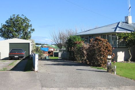 Photo of property in 13 Kirk Street, Otaki, 5512