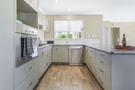 Photo of property in 33 Prisk Street, Melville, Hamilton, 3206