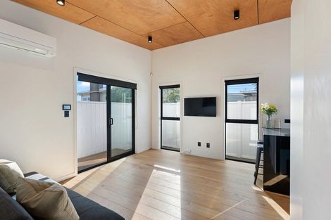Photo of property in 57 Manly Street, Paraparaumu Beach, Paraparaumu, 5032
