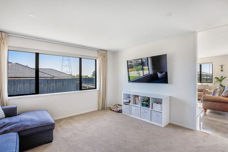 Photo of property in 29 Honeyfield Drive, Whalers Gate, New Plymouth, 4310