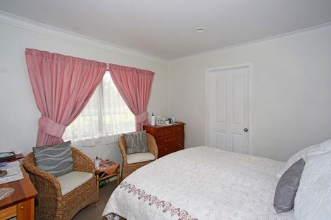 Photo of property in 11d Hyland Place, Waiuku, 2681