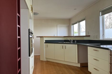 Photo of property in 6 Raines Avenue, Forrest Hill, Auckland, 0620