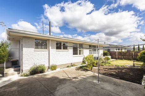 Photo of property in 15 Apollo Place, Papanui, Christchurch, 8052