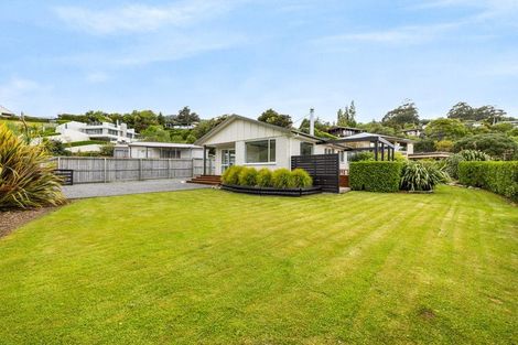 Photo of property in 2 Haywards Lane, Duvauchelle, 7581