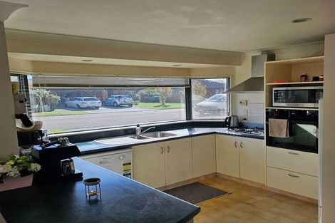 Photo of property in 44 Queen Street, Petone, Lower Hutt, 5012