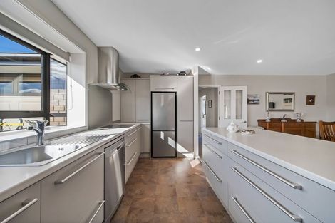 Photo of property in 16 Gilchrist Place, Kaiapoi, 7630