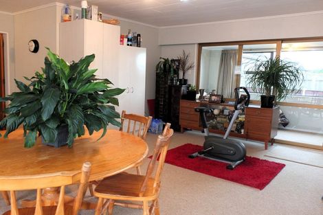 Photo of property in 76 Cook Street, Foxton, 4814