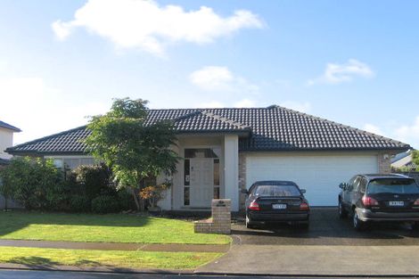 Photo of property in 24 Carousel Crescent, East Tamaki Heights, Auckland, 2016