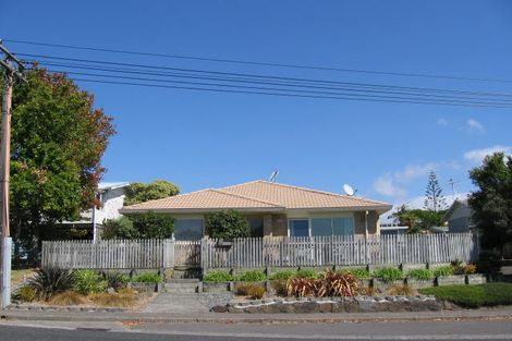 Photo of property in 1/44 County Road, Torbay, Auckland, 0630