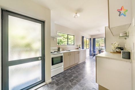 Photo of property in 30 Plateau Road, Te Marua, Upper Hutt, 5018