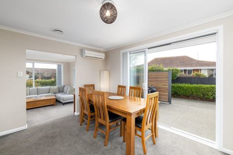 Photo of property in 10 Karnak Crescent, Russley, Christchurch, 8042