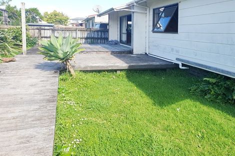Photo of property in 25 Garelja Road, Henderson, Auckland, 0612