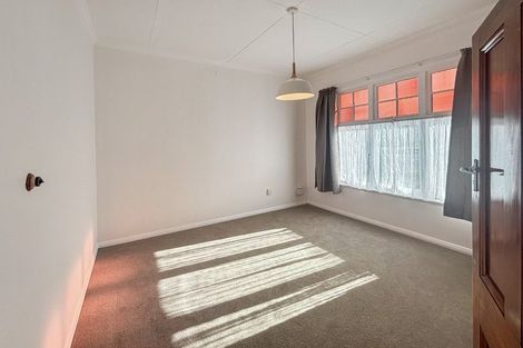Photo of property in 7 Windsor Street, Dannevirke, 4930