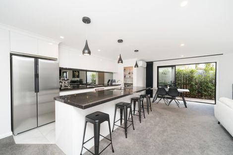 Photo of property in 6 Ngaio Street, West End, Palmerston North, 4412