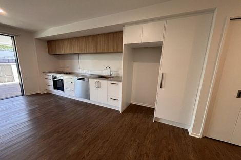 Photo of property in 1/g02 Hewitts Road, Merivale, Christchurch, 8014