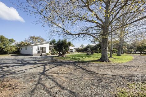 Photo of property in 2246 State Highway 16, Helensville, 0875
