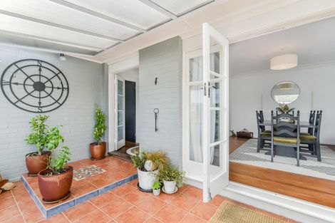 Photo of property in 43 Duckworth Street, Andersons Bay, Dunedin, 9013