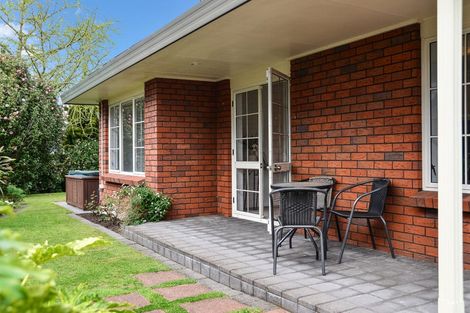 Photo of property in 17 Willowfield Place, Pukete, Hamilton, 3200