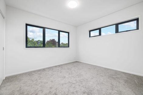 Photo of property in 43b/4 Waimumu Road, Massey, Auckland, 0614