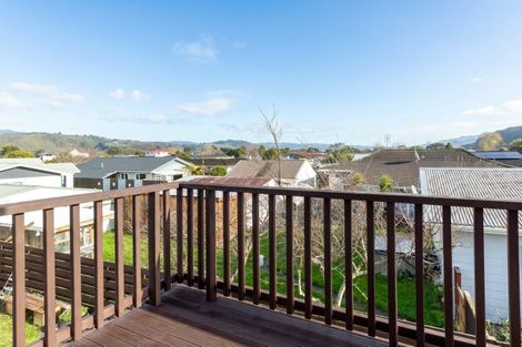 Photo of property in 14 Harvard Grove, Totara Park, Upper Hutt, 5018