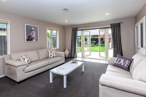 Photo of property in 51 Skyedale Drive, Harewood, Christchurch, 8051