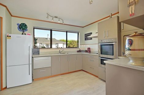 Photo of property in 50d Mcmaster Street, Greytown, 5712