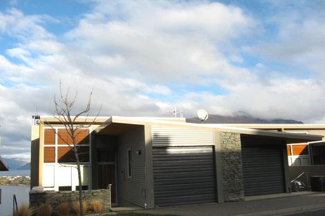Photo of property in 21 Earnslaw Terrace, Queenstown, 9300