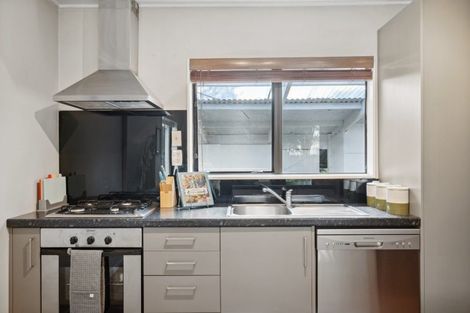 Photo of property in 9 Baillie Crescent, Carterton, 5713
