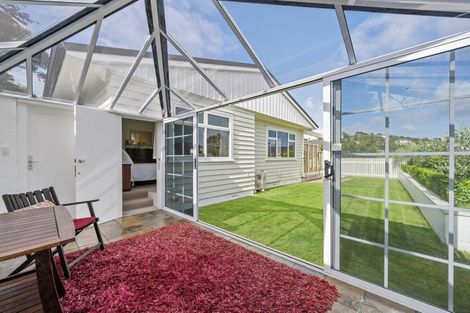 Photo of property in 42 Jubilee Road, Khandallah, Wellington, 6035