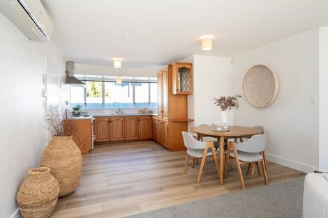 Photo of property in 2/432 Gloucester Street, Taradale, Napier, 4112