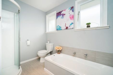 Photo of property in 3/10 Coroglen Avenue, Birkenhead, Auckland, 0626