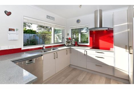 Photo of property in 2 Forest Glen, Orewa, 0931