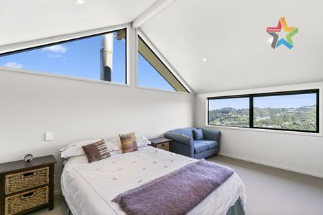 Photo of property in 1 Mewburn Rise, Karori, Wellington, 6012