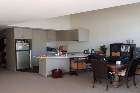 Photo of property in 189u6 Ohiro Road, Brooklyn, Wellington, 6021