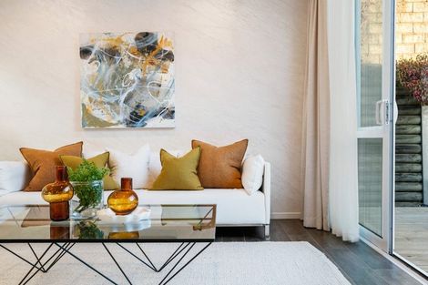 Photo of property in 34 Windlass Street, Long Bay, Auckland, 0630