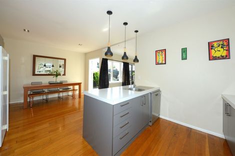 Photo of property in 68 Searells Road, Strowan, Christchurch, 8052