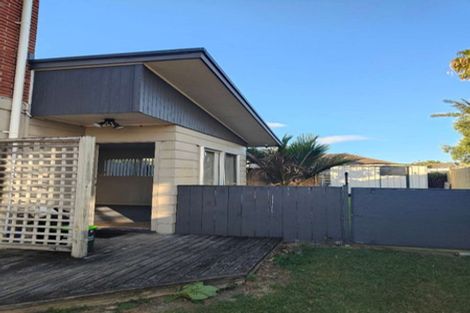 Photo of property in 24 The Boulevard, Sunnyhills, Auckland, 2010