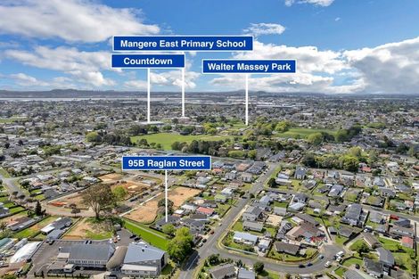 Photo of property in 95b Raglan Street, Mangere East, Auckland, 2024