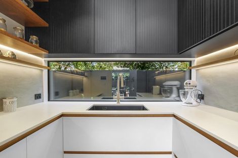 Photo of property in 32 Queens Avenue, Merivale, Christchurch, 8014