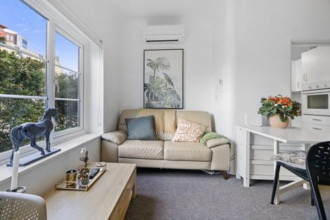 Photo of property in 193u1 The Terrace, Wellington Central, Wellington, 6011