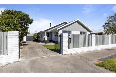 Photo of property in 3 Tralee Place, Bishopdale, Christchurch, 8053
