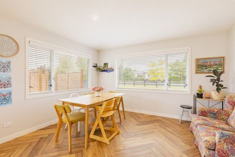 Photo of property in 16 Dee Street, Otane, 4202