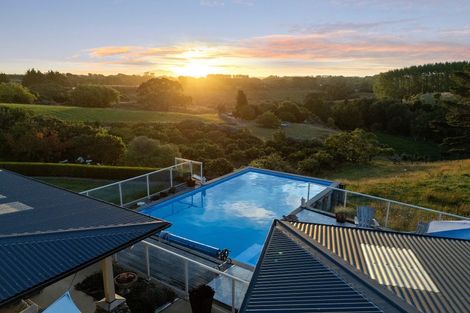 Photo of property in 101 Forest Lakes Road, Otaki, 5583