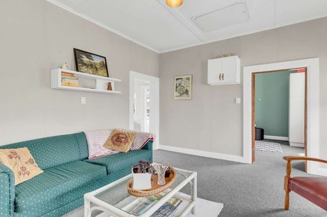 Photo of property in 63 Niblett Street, Whanganui, 4500