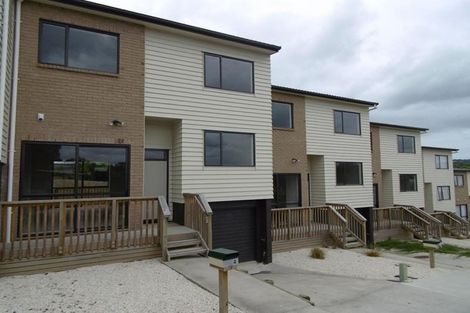 Photo of property in 10/2 Swan Hill Drive, Glen Eden, Auckland, 0602