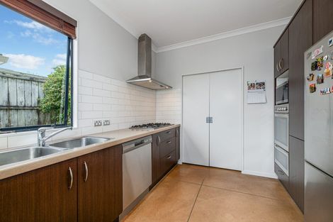 Photo of property in 19 Highfields Terrace, Henderson, Auckland, 0612