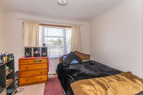 Photo of property in 30 Liverpool Street, Levin, 5510