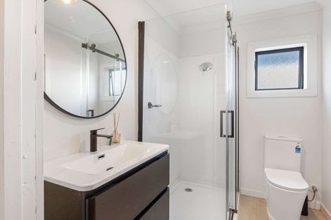 Photo of property in 2 Cobden Street, Gisborne, 4010