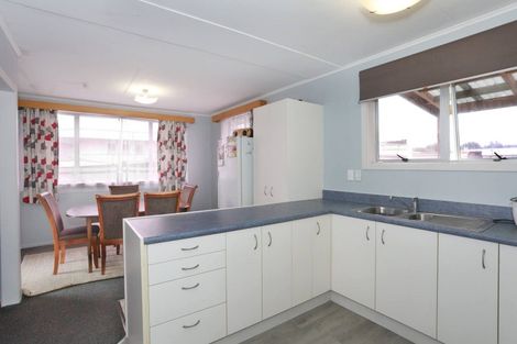 Photo of property in 10 Purnell Place, Marton, 4710