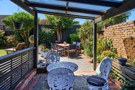 Photo of property in 70 Hautana Street, Woburn, Lower Hutt, 5010